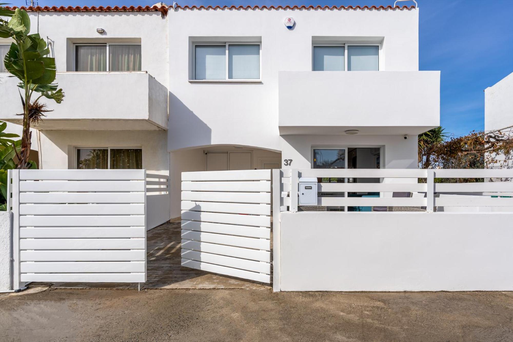 Вилла Pervolia Seaview Escape Экстерьер фото